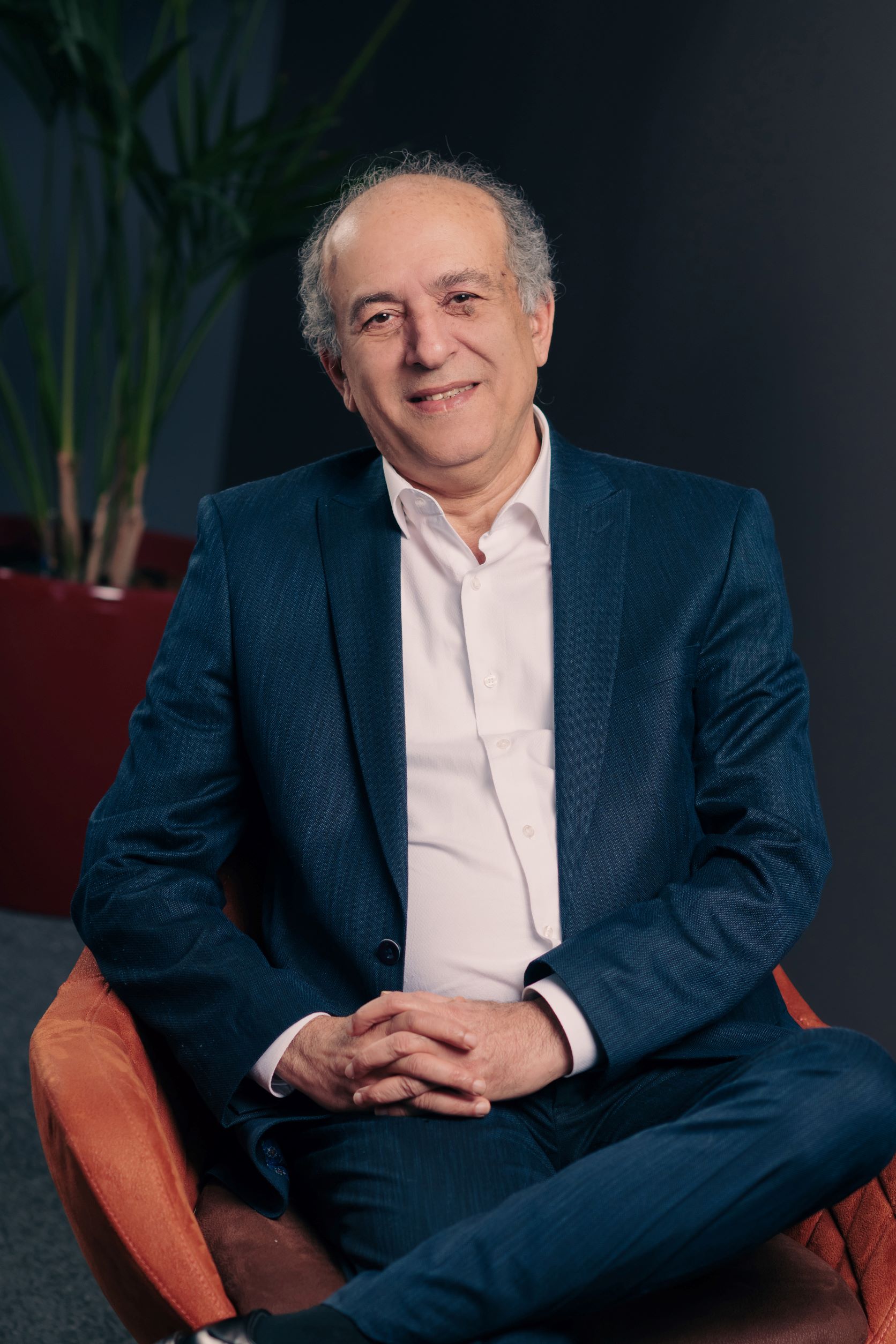 FARHANG HEDJAZI